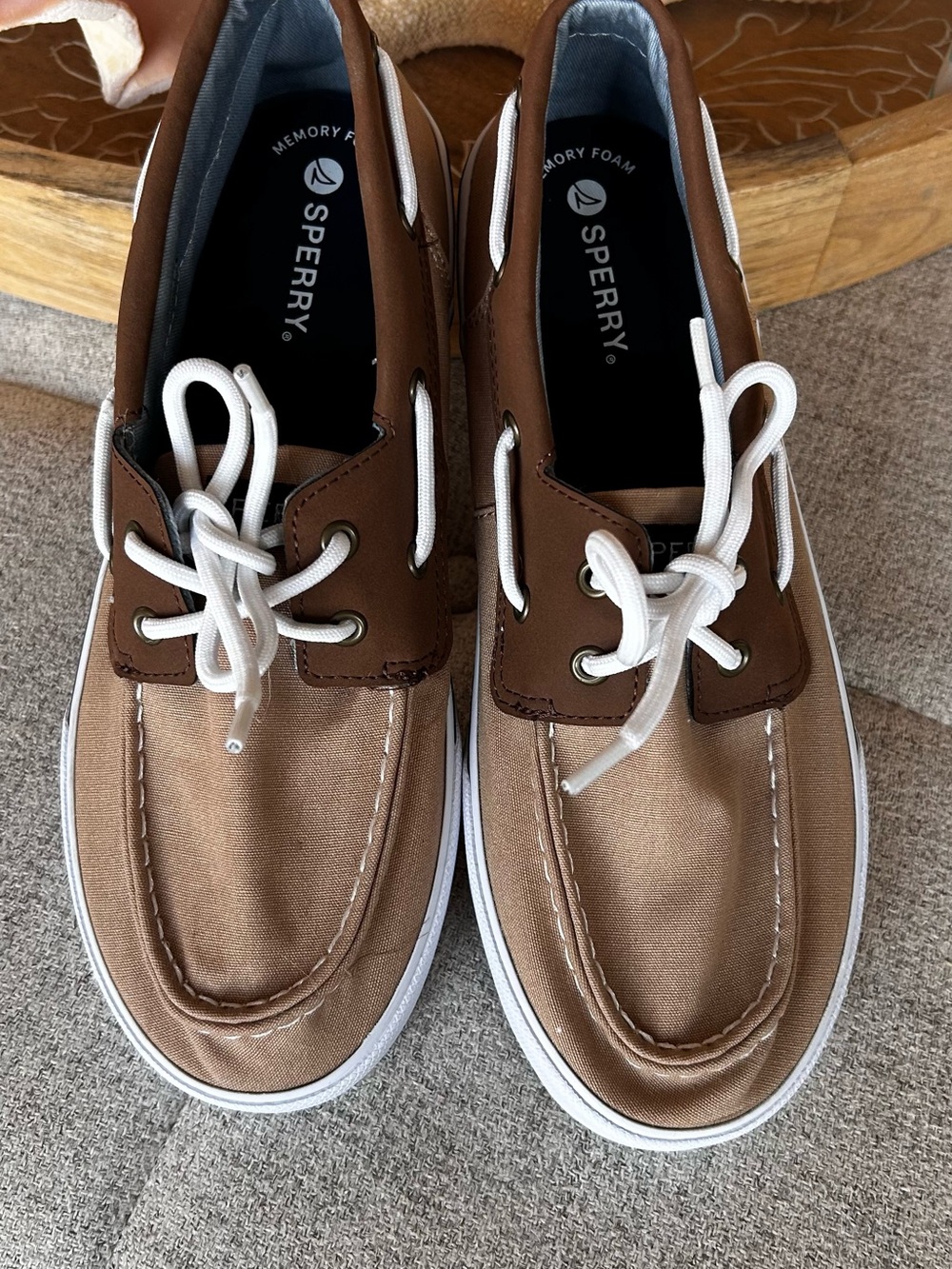 Sperry Women’s Tan Brown Boat Shoes Memory Foam Size 6M